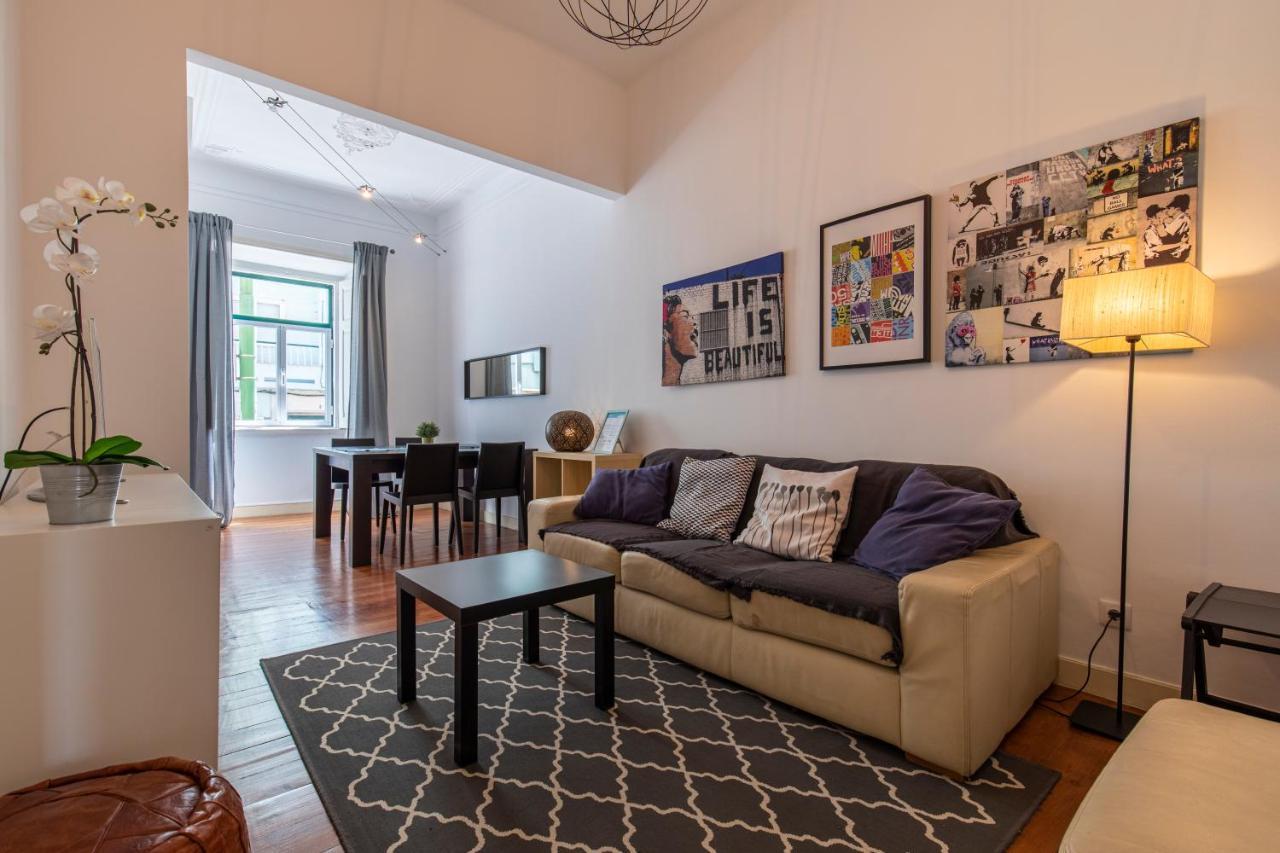 Typical 2Bdr Apartment In Lisbon By Lovelystay Exterior photo